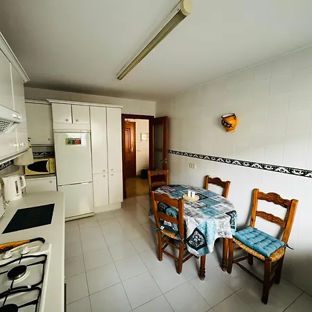 Puerto Marina Bay Apartmán *